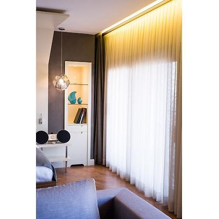 Maroon Hotel Pera Стамбул Экстерьер фото