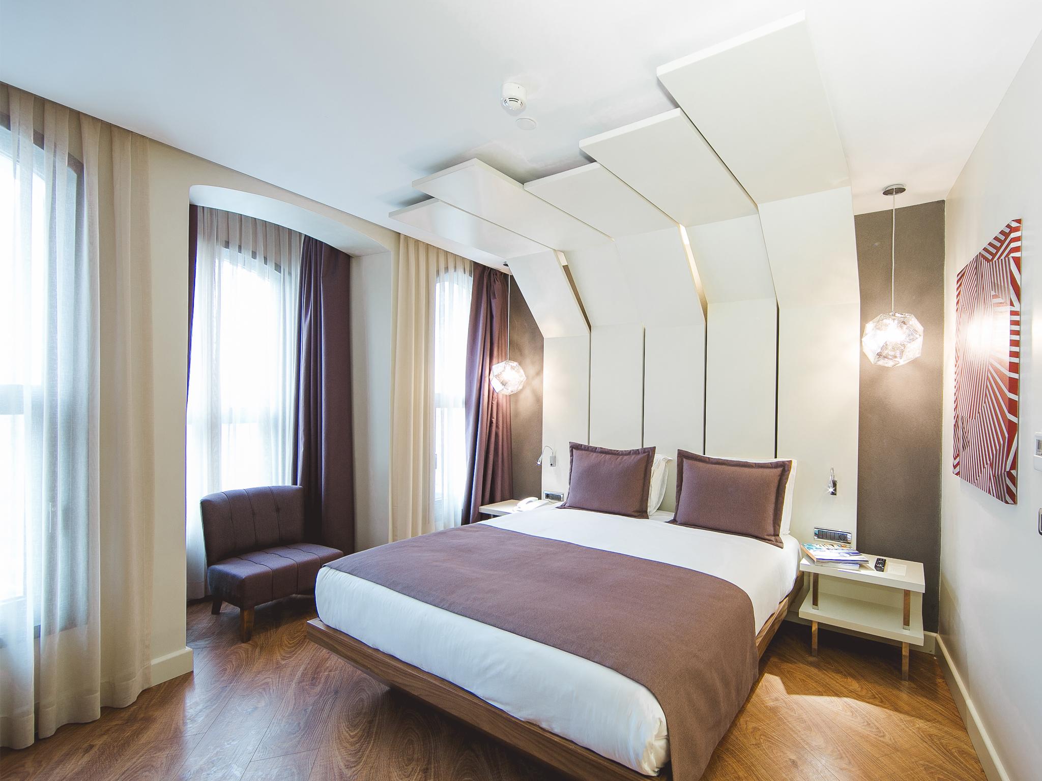 Maroon Hotel Pera Стамбул Экстерьер фото