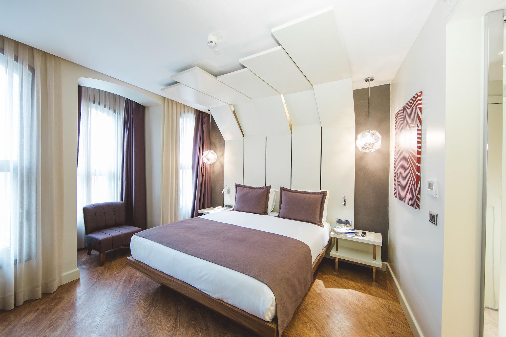 Maroon Hotel Pera Стамбул Экстерьер фото